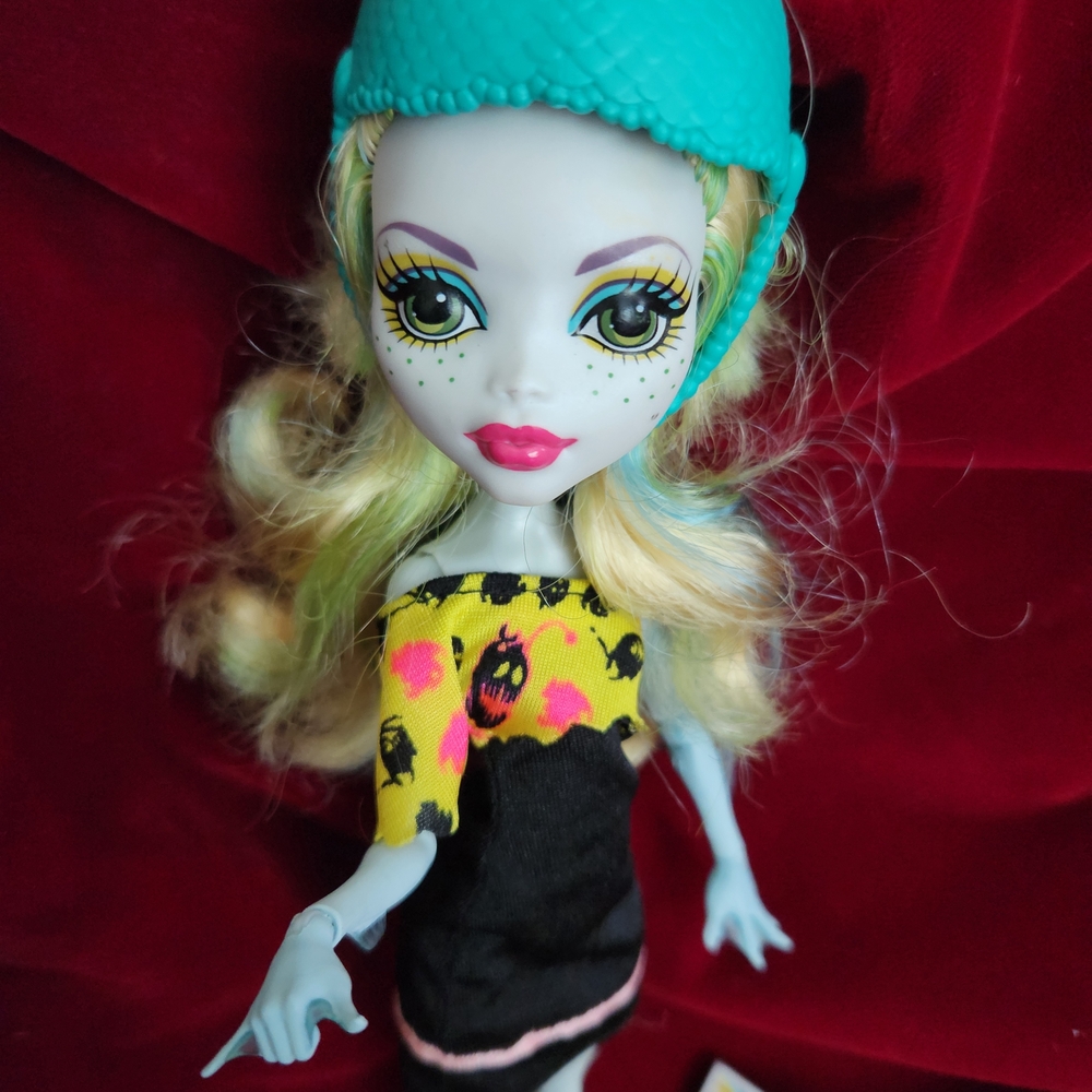 Monster High Lagoona Blue Skulltimate Roller Maze Doll (2012)